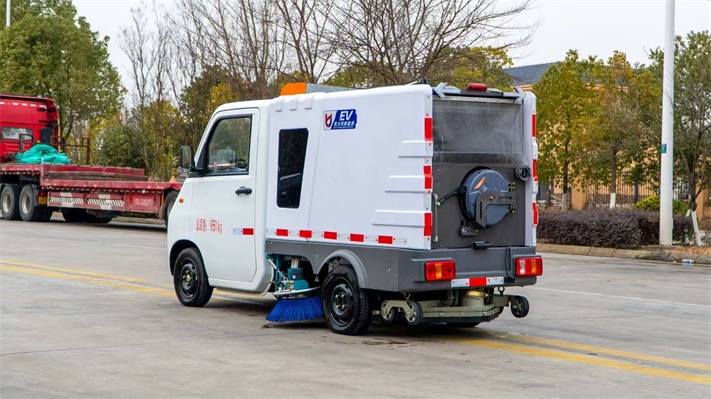 小神童电动扫路车