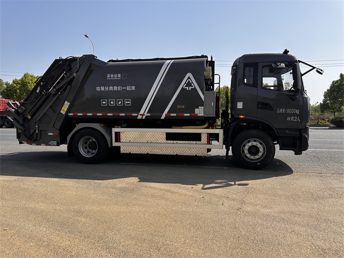 东风天锦15方电动压缩垃圾车